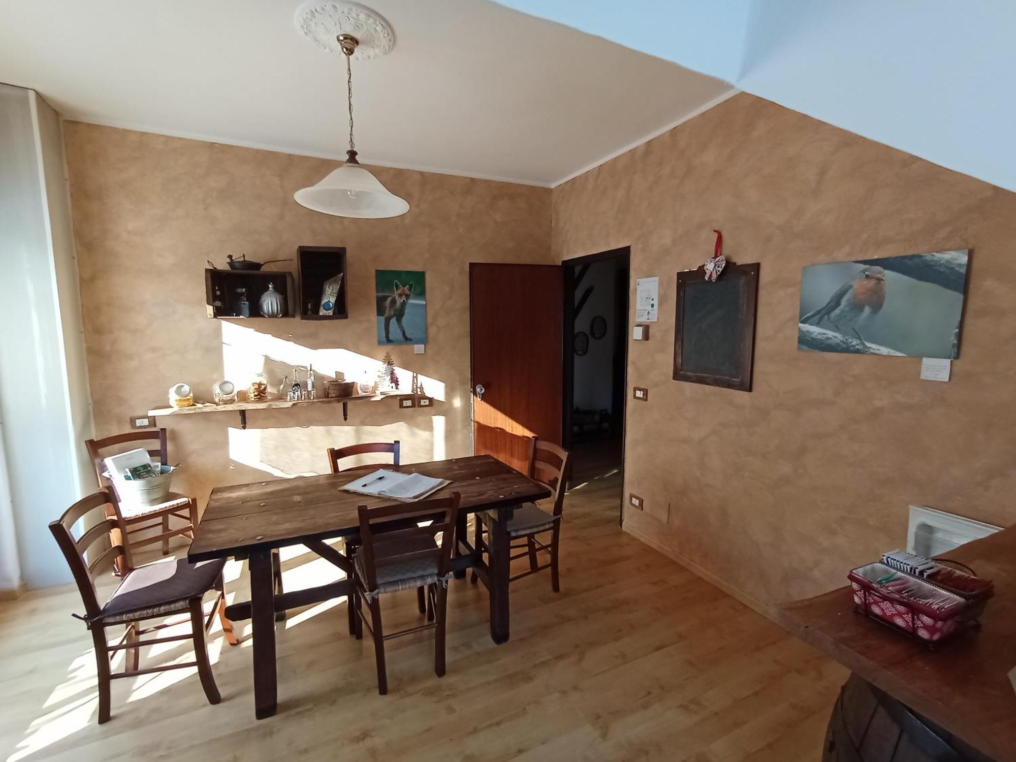 La Rocca Bianca Bed & Breakfast Demonte Bagian luar foto