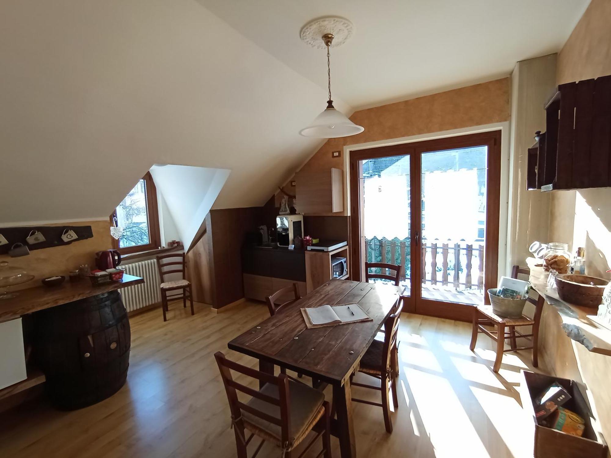 La Rocca Bianca Bed & Breakfast Demonte Bagian luar foto
